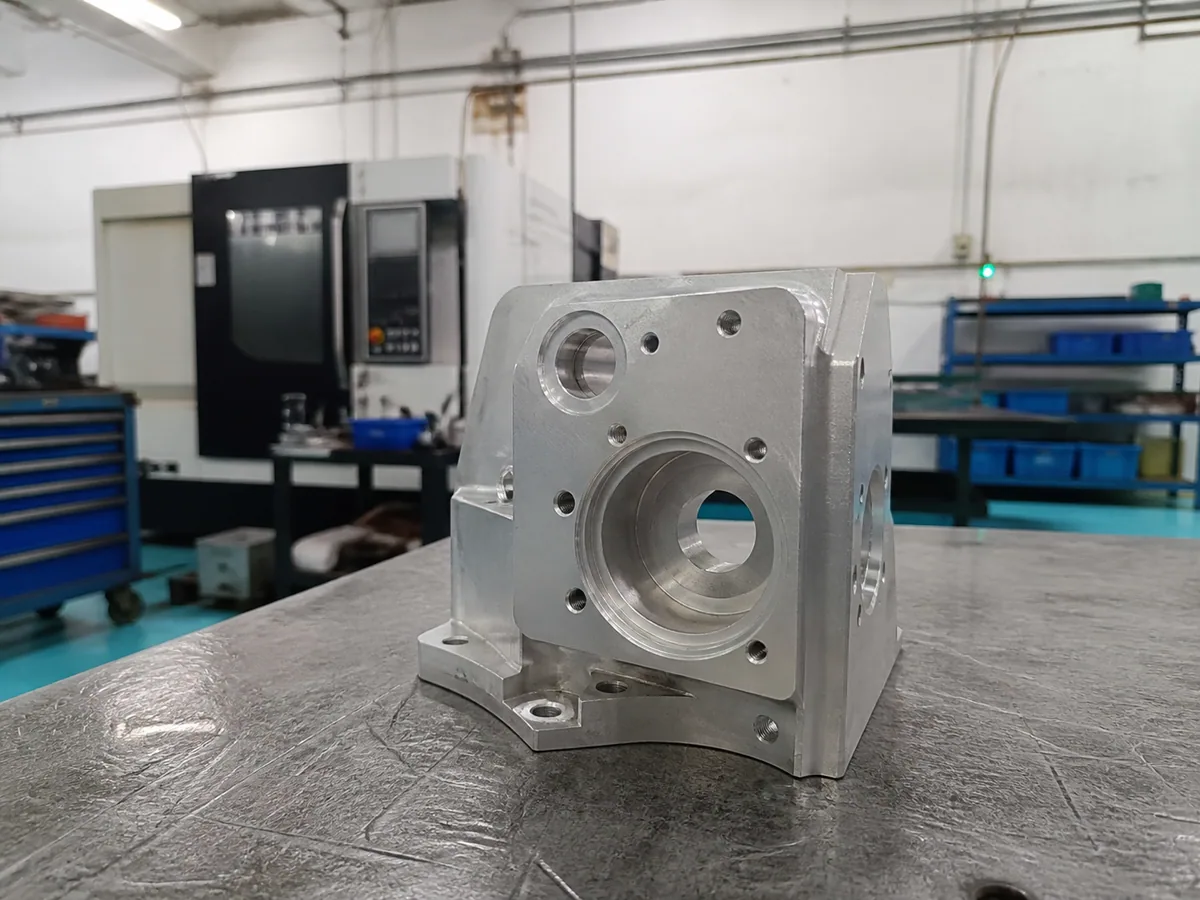 Assembly-critical aluminum housing in a factory setting